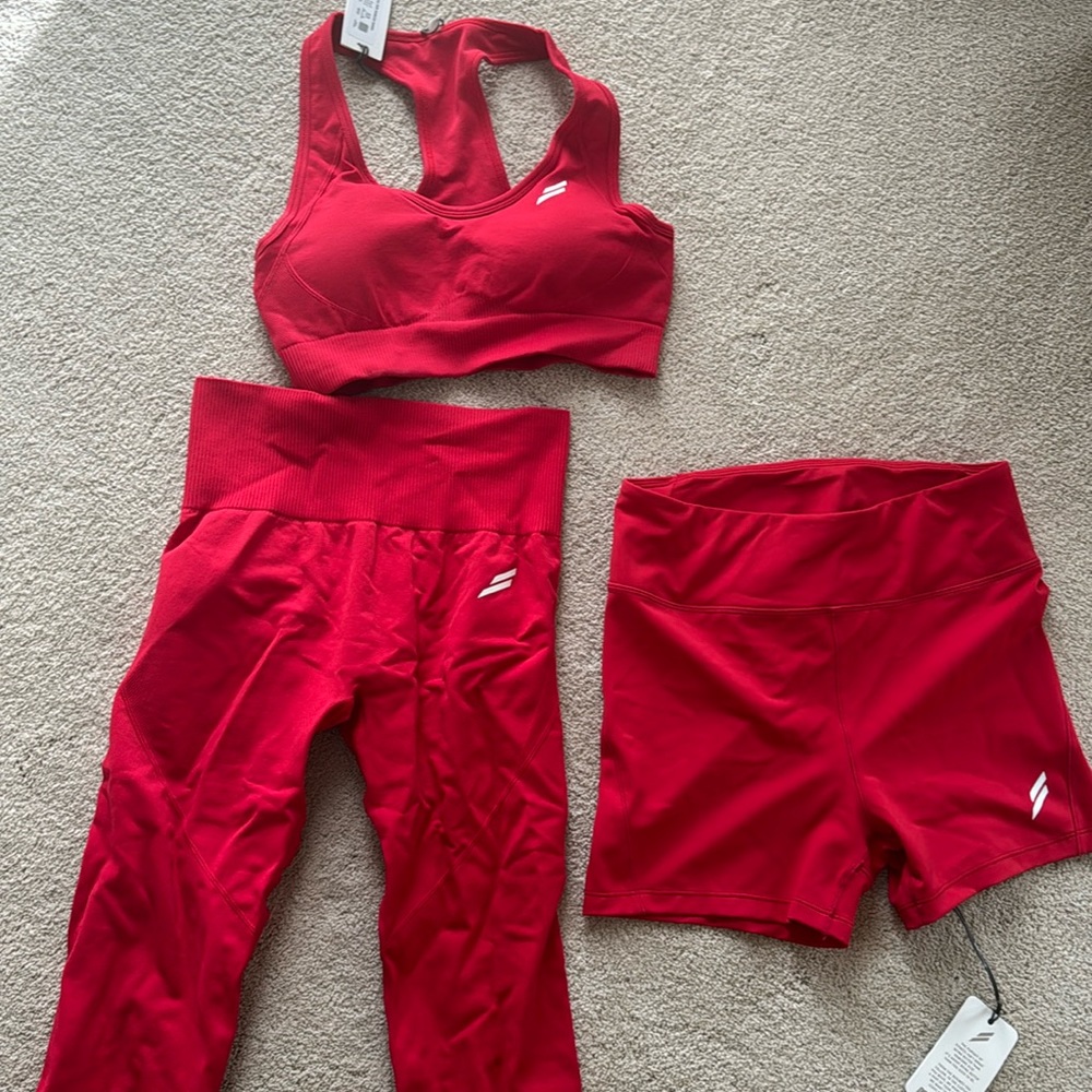 Do you even red work out set